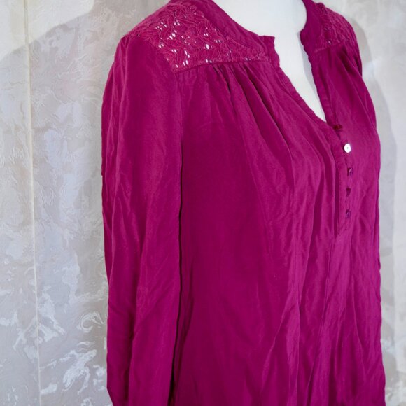 St. John's Bay Women's Fuchsia Lace Detail Blouse | XL Petite - Picture 4 of 5